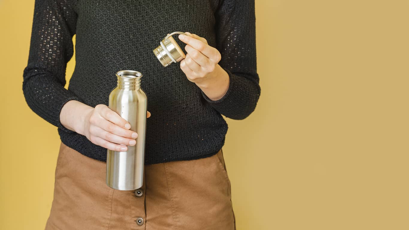 fillingupwaterbottle